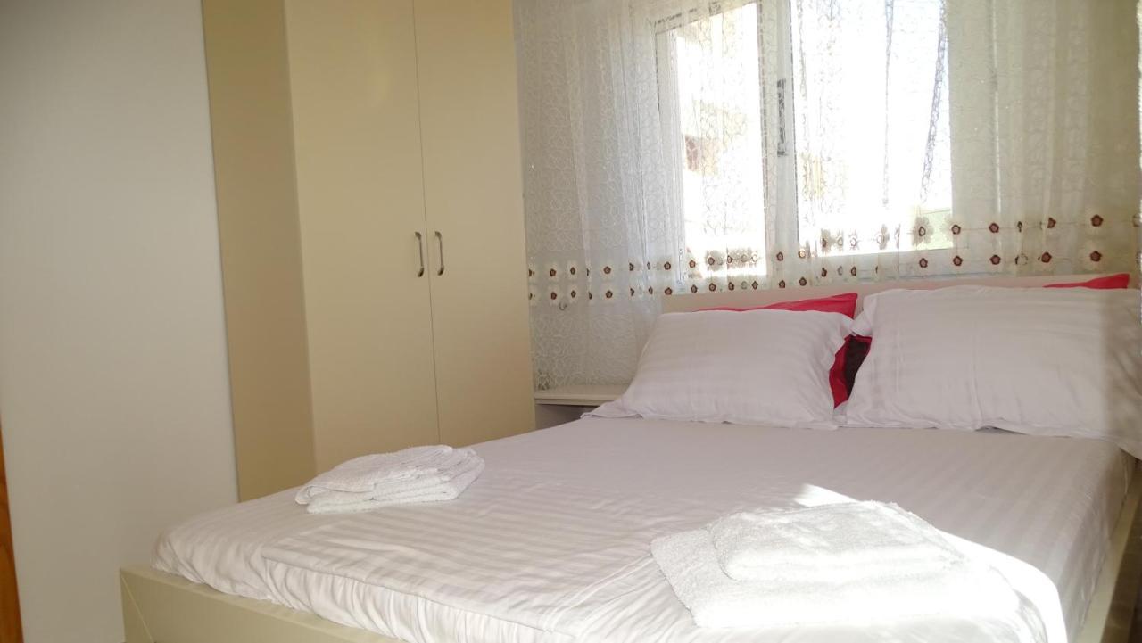 Cozy Central Apartment Ksamil Exterior foto