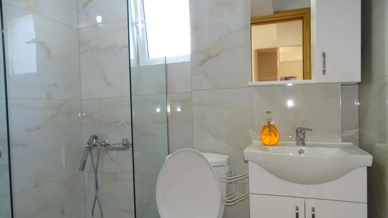 Cozy Central Apartment Ksamil Exterior foto