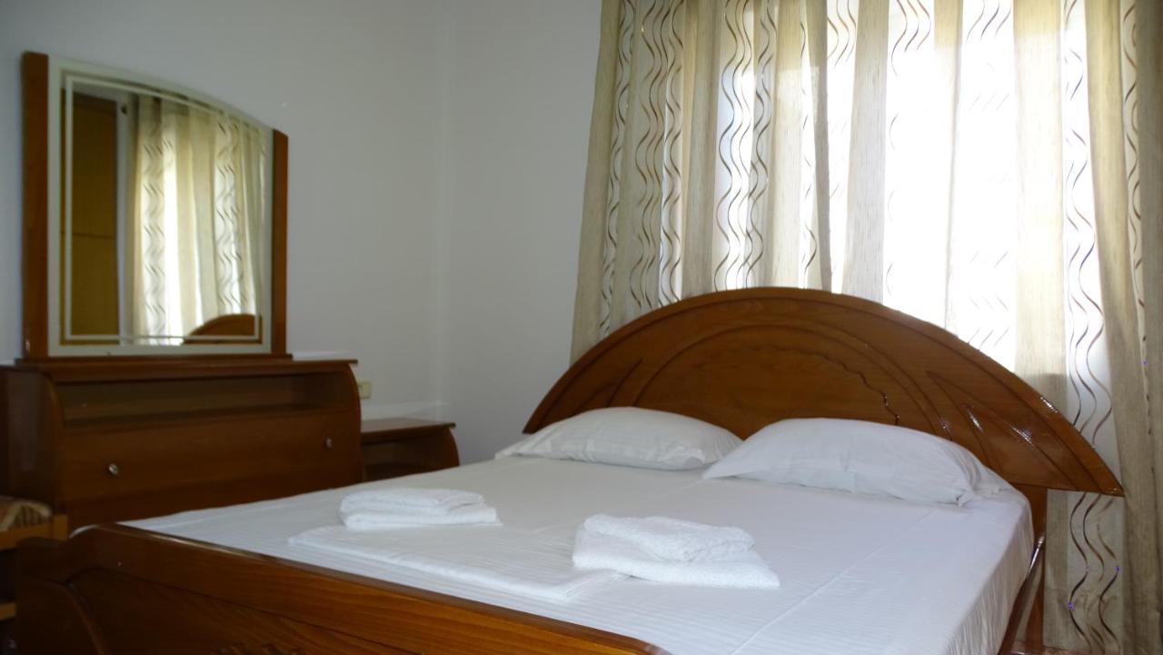 Cozy Central Apartment Ksamil Exterior foto